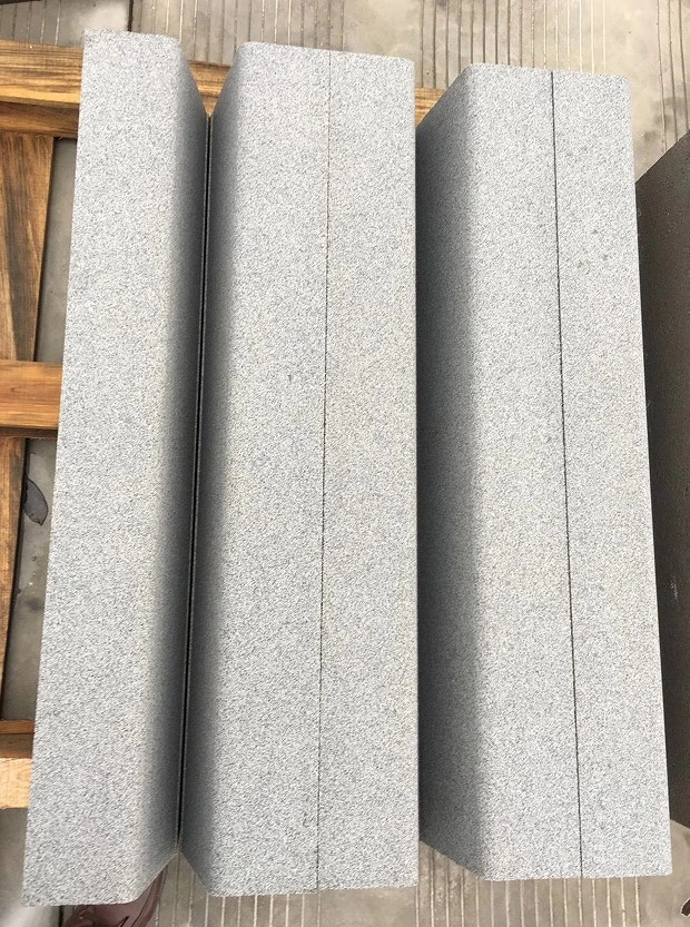 Concrete curb mould Concrete curb mould